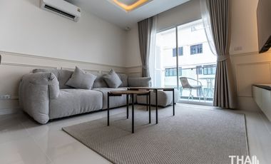 1 Bedroom Condo