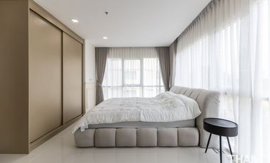 1 Bedroom Condo