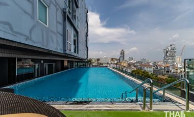 1 Bedroom Condo