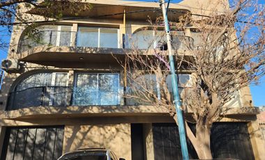 Alquil departamento amoblado en Godoy Cruz- 2 amb.