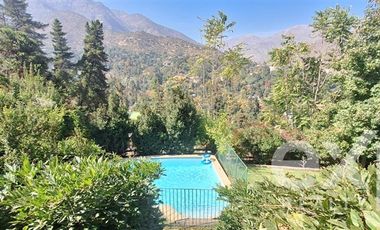 Casa en Venta en Los Refugios del Arrayan, lado Colegio Anglo American, Lo Barnechea