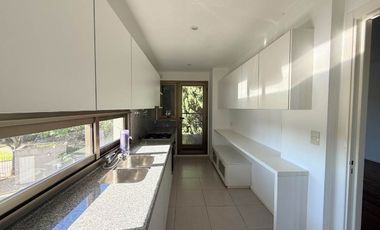 ALQUILER DEPTO. 3 AMBIENTES C/COCHERA-ARBORIS