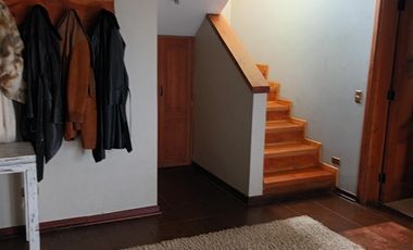 Casa en Arriendo en condominio Santa Raquel