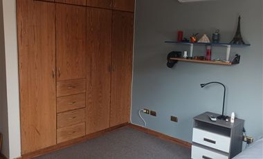 Casa en Arriendo en condominio Santa Raquel
