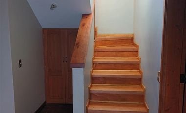 Casa en Arriendo en condominio Santa Raquel
