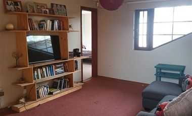 Casa en Arriendo en condominio Santa Raquel