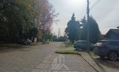 Casa en Arriendo en condominio Santa Raquel