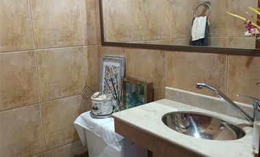 Casa en Arriendo en condominio Santa Raquel