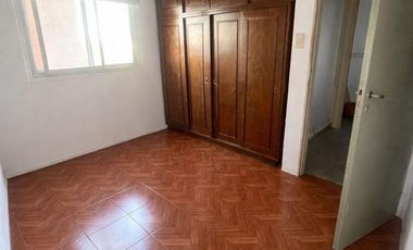 SE VENDE DPTO. EN BARRIO CANDIOTI