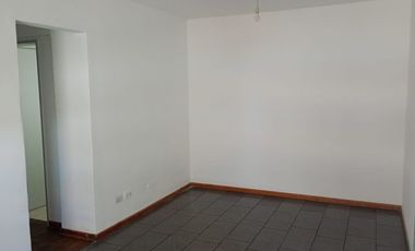 Dpto renovado amplias dimensiones 3 Dorm.