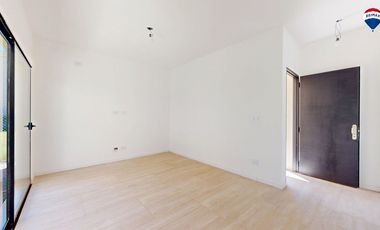 CASA TRES AMBIENTES EN BARRIO LAGUNA AZUL 118M2