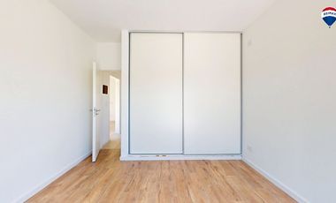 CASA TRES AMBIENTES EN BARRIO LAGUNA AZUL 118M2