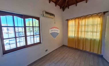 VENTA DUPLEX 3 AMB COMPLEJO CERRADO CON COCHERA