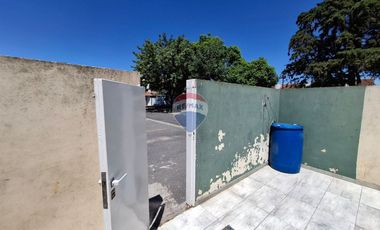 VENTA DUPLEX 3 AMB COMPLEJO CERRADO CON COCHERA