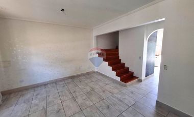 VENTA DUPLEX 3 AMB COMPLEJO CERRADO CON COCHERA