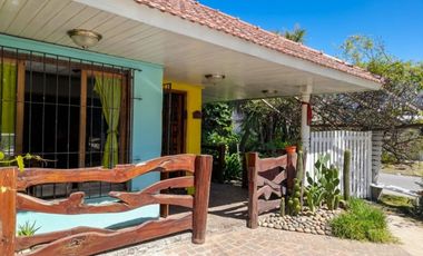 Venta casa + departamento barrio el Gaucho