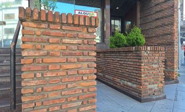 OFICINA O CONSULTORIO EN EL CENTRO DE RAMOS MEJIA