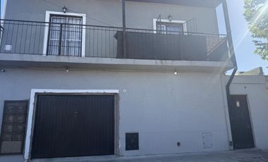 VENTA GALPÓN TORCUATO CON 5 DPTOS MONOAMBIENTES