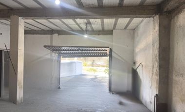 VENTA GALPÓN TORCUATO CON 5 DPTOS MONOAMBIENTES