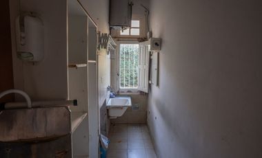 Casa 7 ambs. Parque y piscina. Escucha ofertas