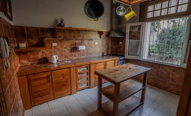 Casa 7 ambs. Parque y piscina. Escucha ofertas