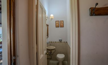 Casa 7 ambs. Parque y piscina. Escucha ofertas