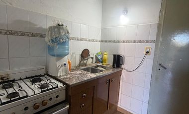 CASA EN VENTA EN TRENQUE LAUQUEN CON LOCAL