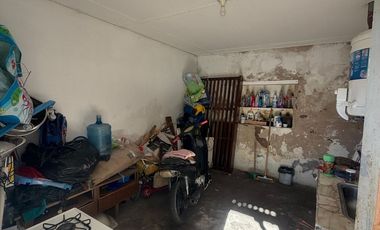 CASA EN VENTA EN TRENQUE LAUQUEN CON LOCAL