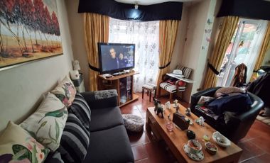 VENTA DE LINDA Y AMPLIA CASA EN VALLE LO CAMPINO