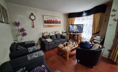 VENTA DE LINDA Y AMPLIA CASA EN VALLE LO CAMPINO