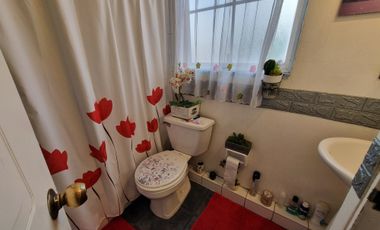 VENTA DE LINDA Y AMPLIA CASA EN VALLE LO CAMPINO