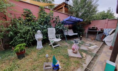 VENTA DE LINDA Y AMPLIA CASA EN VALLE LO CAMPINO