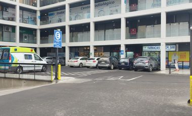 ARRIENDO OFICINA IDEAL CENTRO MEDICO
