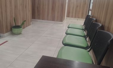 ARRIENDO OFICINA IDEAL CENTRO MEDICO