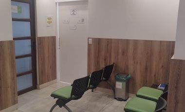 ARRIENDO OFICINA IDEAL CENTRO MEDICO