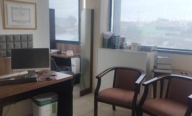 ARRIENDO OFICINA IDEAL CENTRO MEDICO