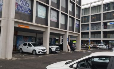 ARRIENDO OFICINA IDEAL CENTRO MEDICO