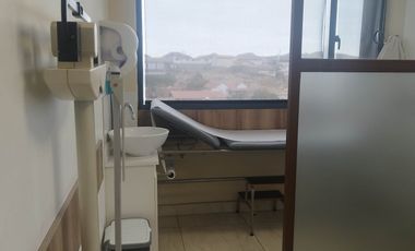 ARRIENDO OFICINA IDEAL CENTRO MEDICO