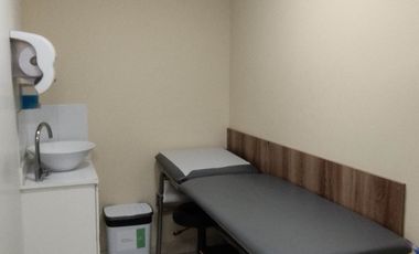 ARRIENDO OFICINA IDEAL CENTRO MEDICO
