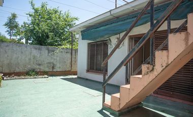 VENTA CASA 3 AMBIENTES EN MONTE GRANDE OPORTUNIDAD