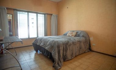 VENTA CASA 3 AMBIENTES EN MONTE GRANDE OPORTUNIDAD
