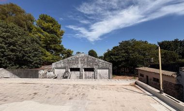 VENTA DE 3 GALPONES CON CASA SOBRE RUTA 11