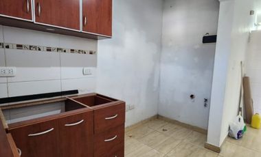 Departamento Tipo Casa en alquiler en Lanus Oeste