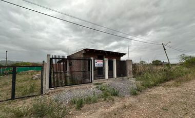 VENTA CASA A ESTRENAR NUEVO ALISOS 300M2, 2 DORM