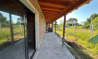 VENTA CASA A ESTRENAR NUEVO ALISOS 300M2, 2 DORM