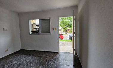 Alquiler departamento en PB de 1 dormitorio