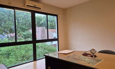 VENTA OFICINA CON DESPACHO OLIVOS