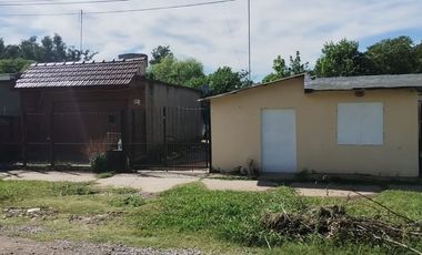 CASA Y LOCAL VENTA BURZACO FONDO LIBRE
