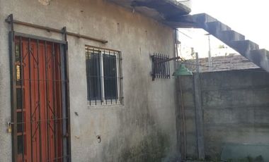 CASA Y LOCAL VENTA BURZACO FONDO LIBRE