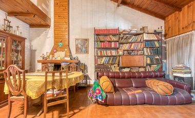 VENTA CASA EN BLOCK COMPUESTA POR DOS U. BANFIELD